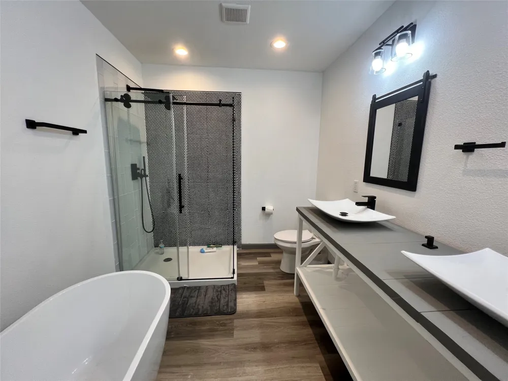149 Comanche Hills Comanche, TX 76442