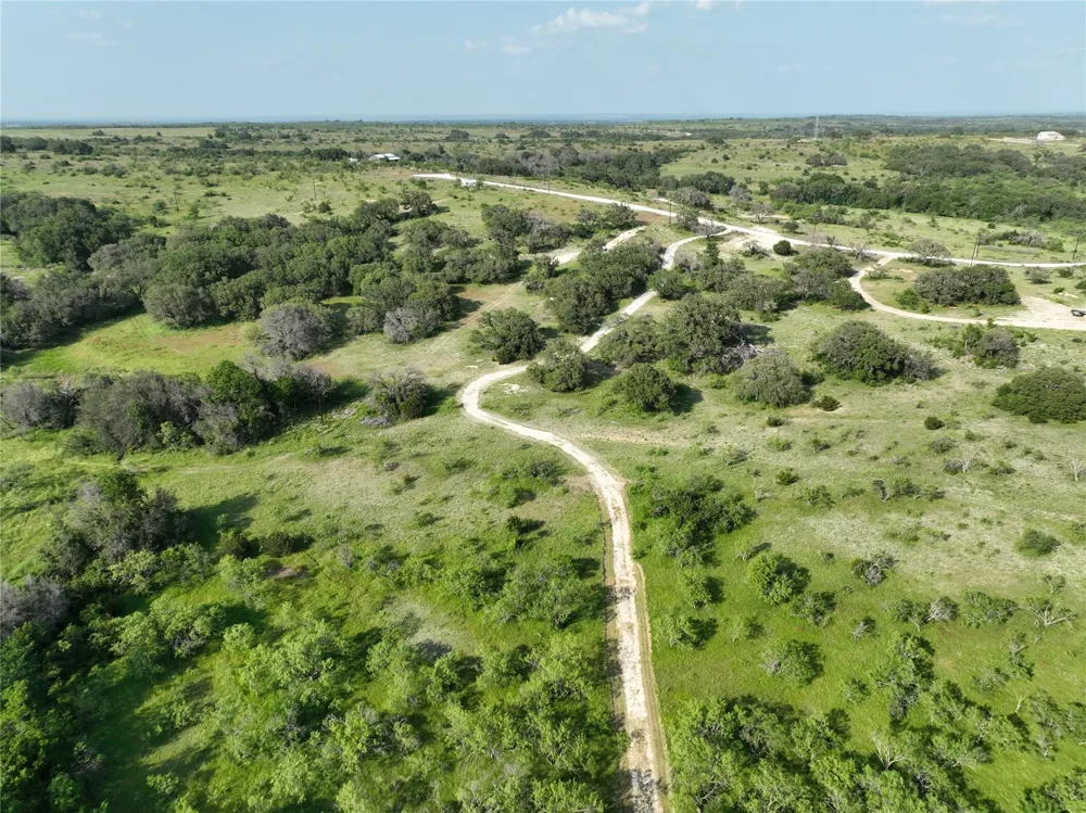 149 Comanche Hills Comanche, TX 76442