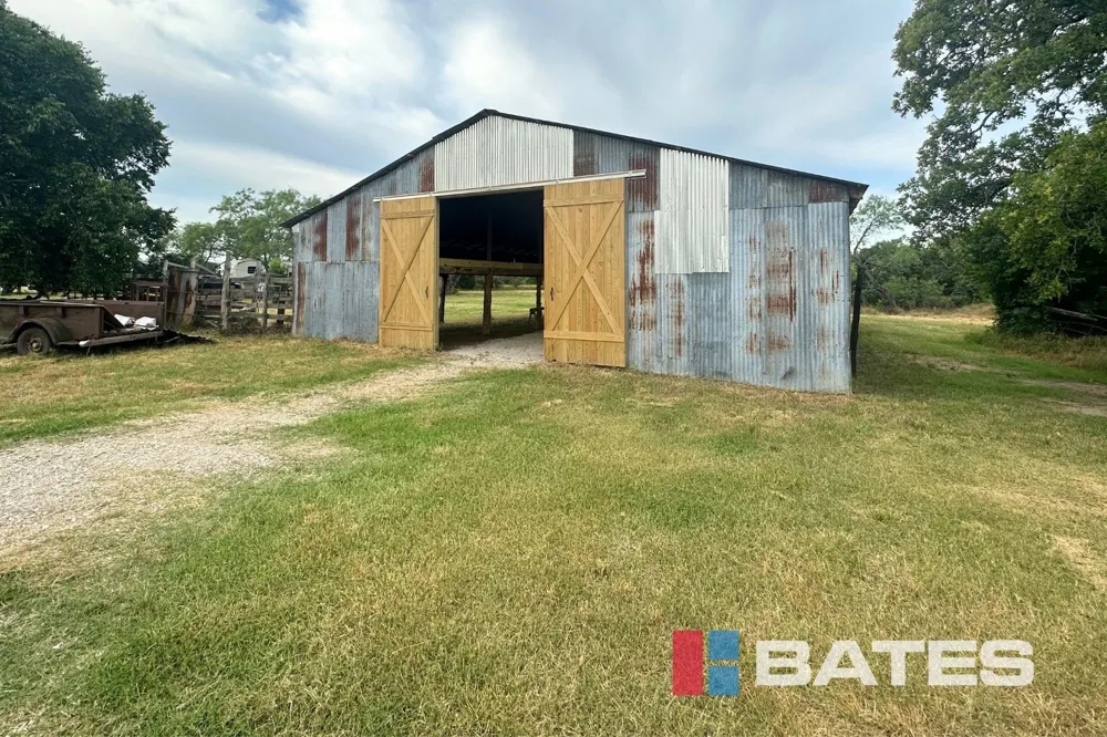 14922 NW County Road Frost, TX 76641