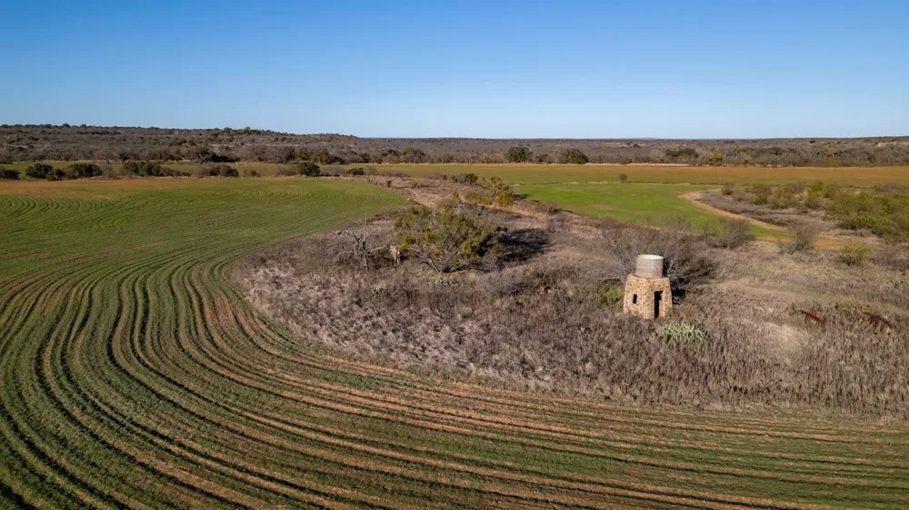 8498 County Road 121 Road San Saba, TX 76877