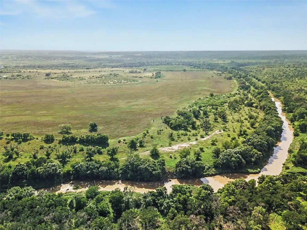 8498 County Road 121 Road San Saba, TX 76877
