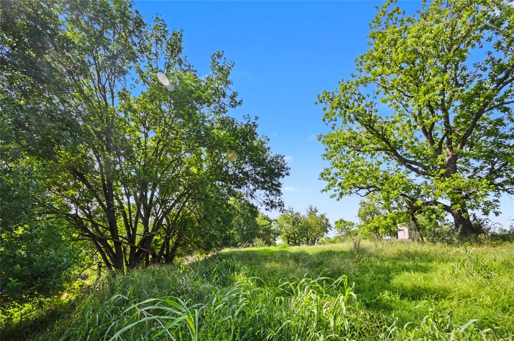 8498 County Road 121 Road San Saba, TX 76877