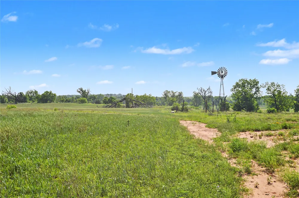 8498 County Road 121 Road San Saba, TX 76877