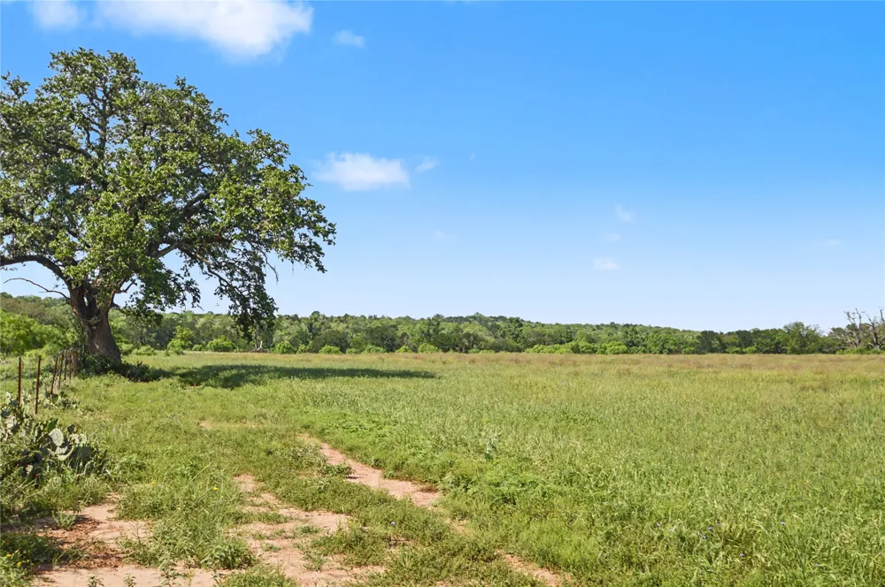 8498 County Road 121 Road San Saba, TX 76877