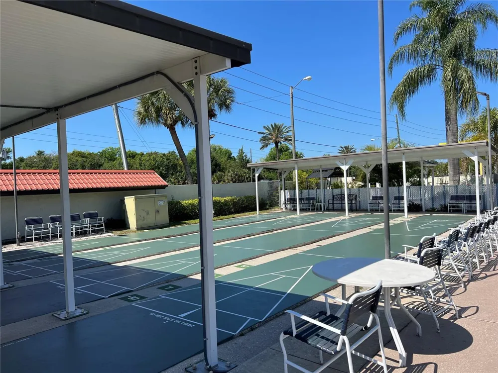 1100 E BAY DRIVE #35 Largo, FL 33770