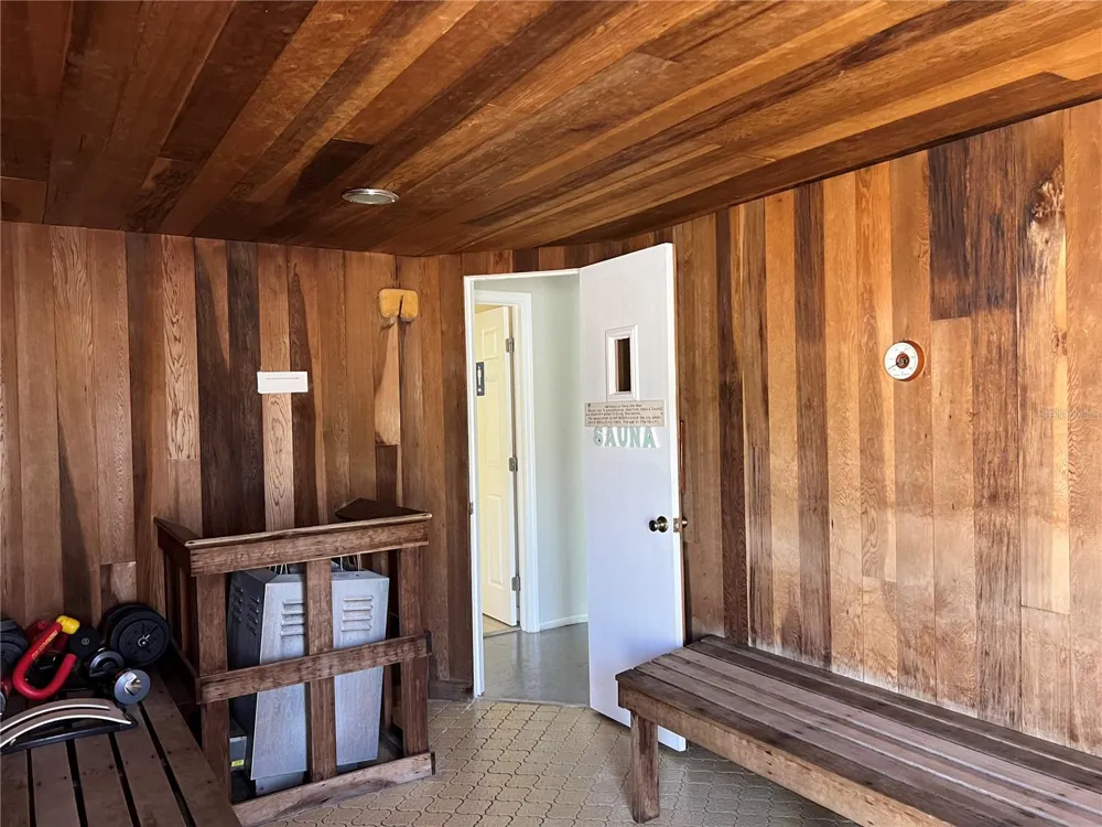 1100 E BAY DRIVE #35 Largo, FL 33770