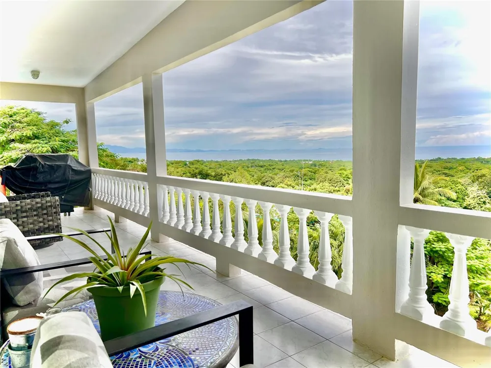 76 MAR VISTA Vieques, PR 00765