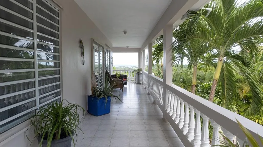 76 MAR VISTA Vieques, PR 00765