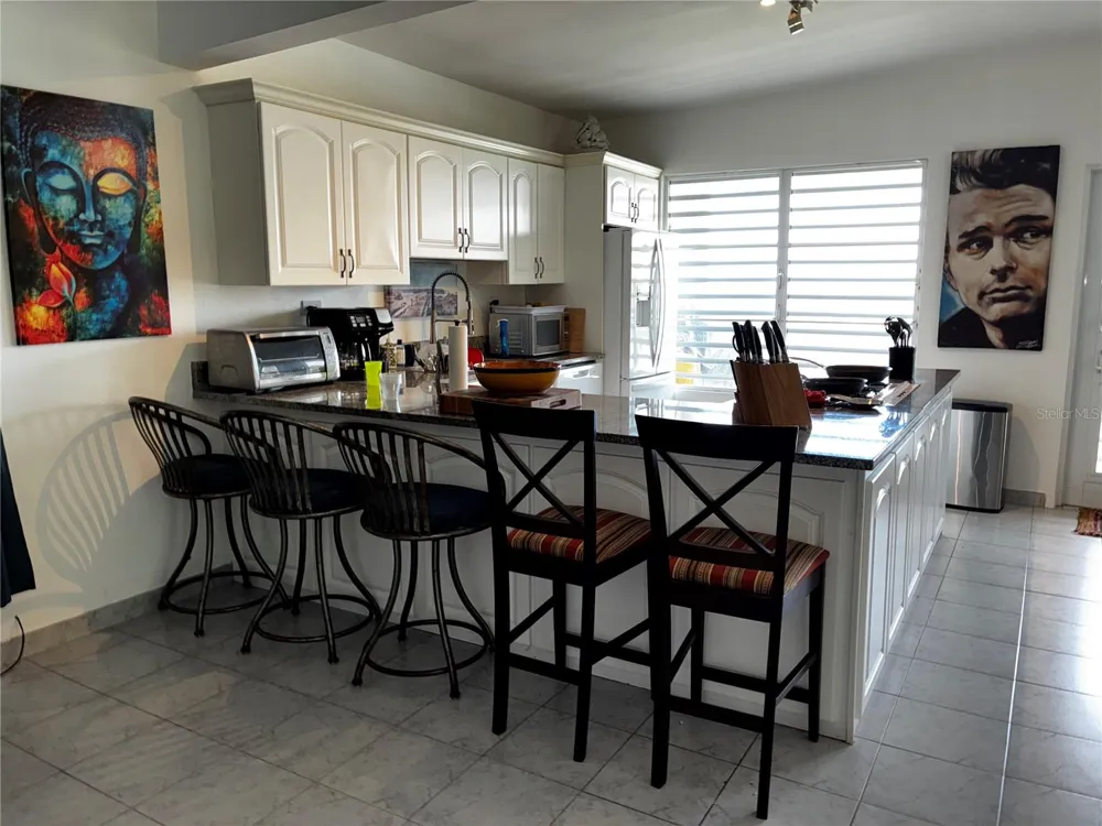 76 MAR VISTA Vieques, PR 00765