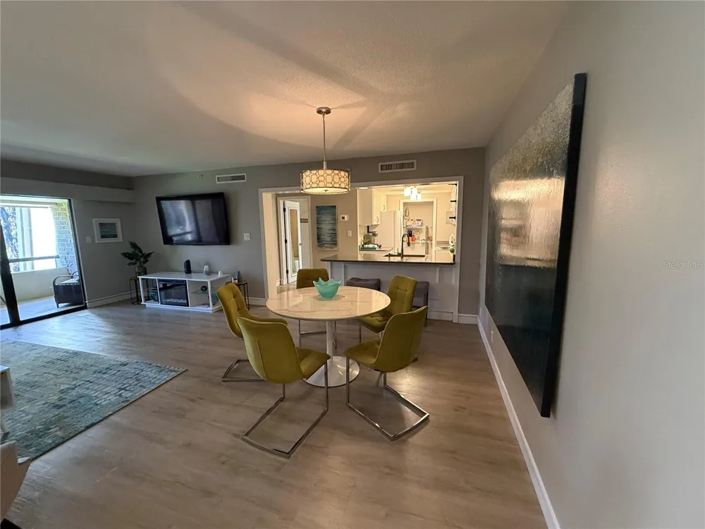36750 US HIGHWAY 19 #3-203 Palm Harbor, FL 34683