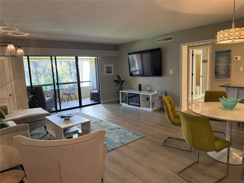36750 US HIGHWAY 19 #3-203 Palm Harbor, FL 34683