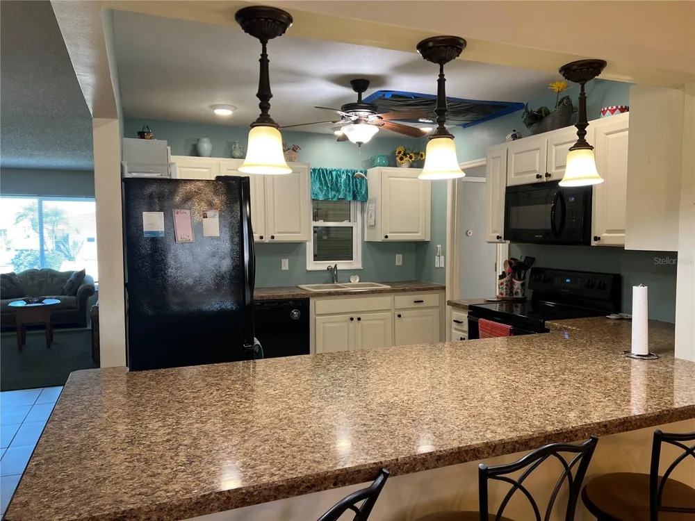 1814 COLUMBINE PLACE Sun City Center, FL 33573