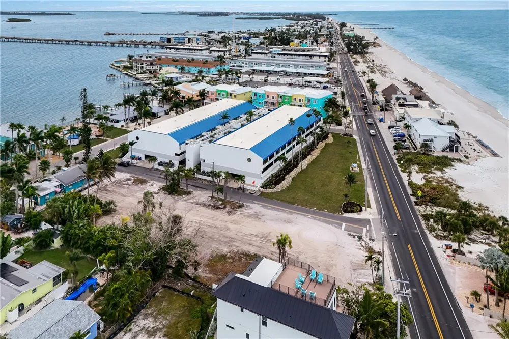 1101 GULF DRIVE Bradenton Beach, FL 34217