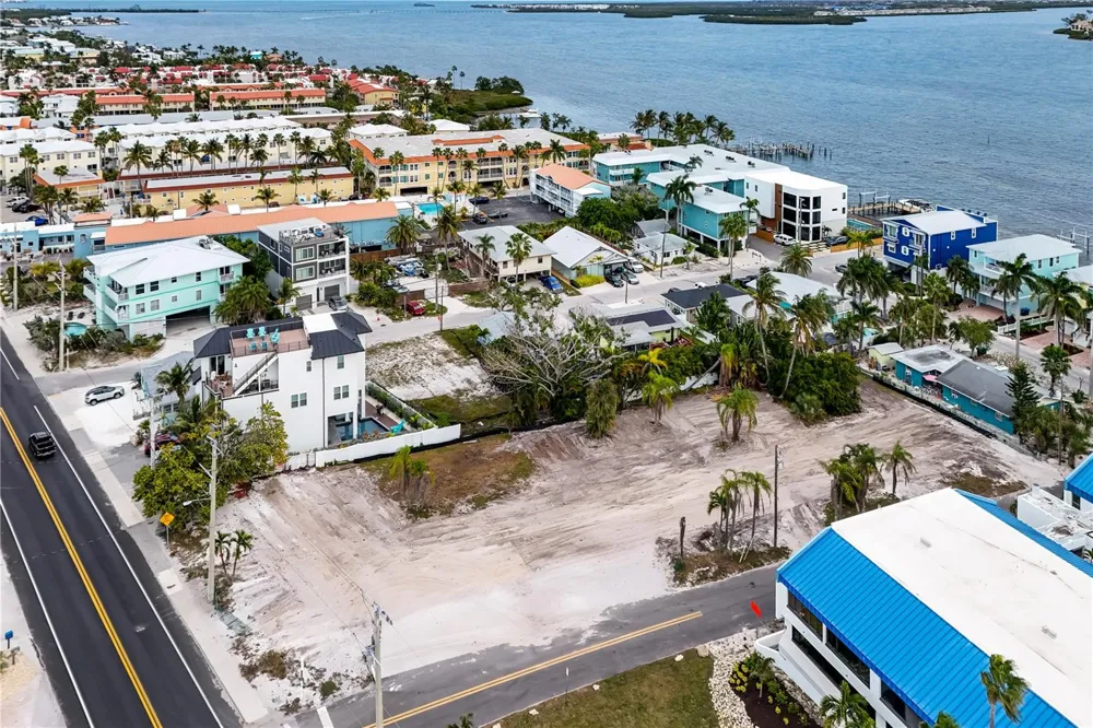 1101 GULF DRIVE Bradenton Beach, FL 34217