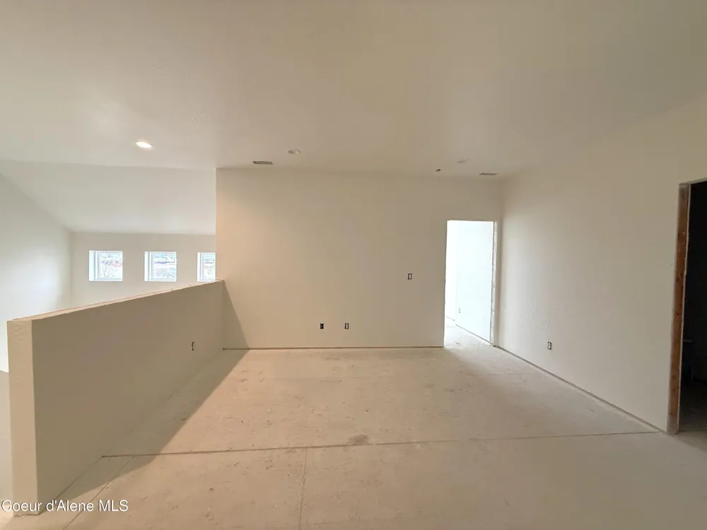 6760 W Portrush Drive Rathdrum, ID 83858