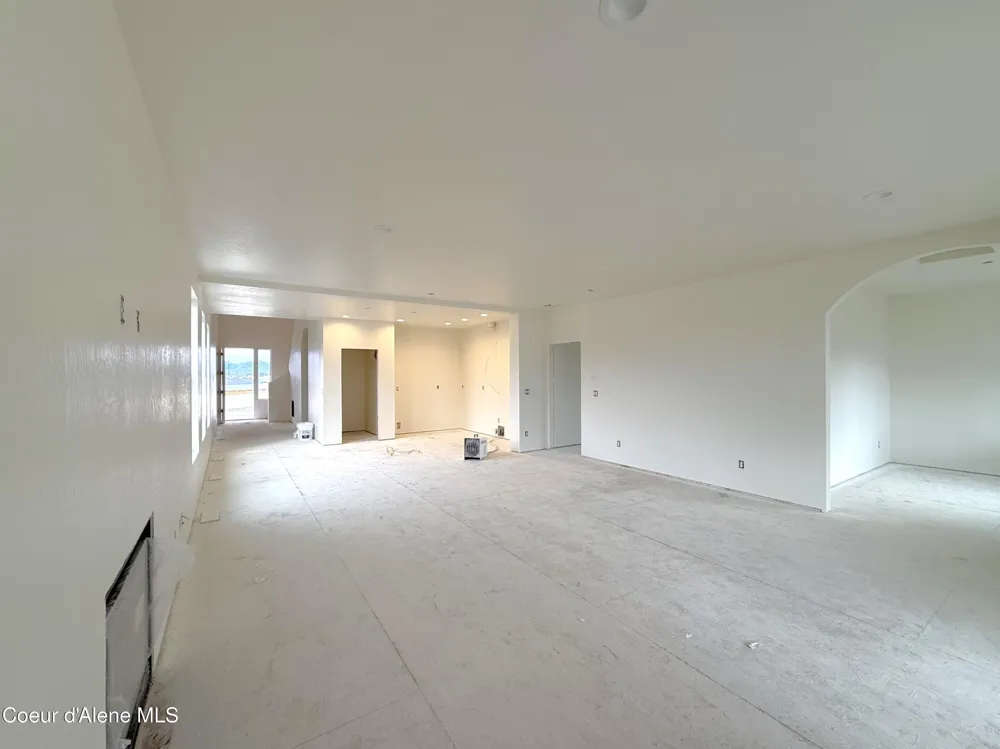 6760 W Portrush Drive Rathdrum, ID 83858