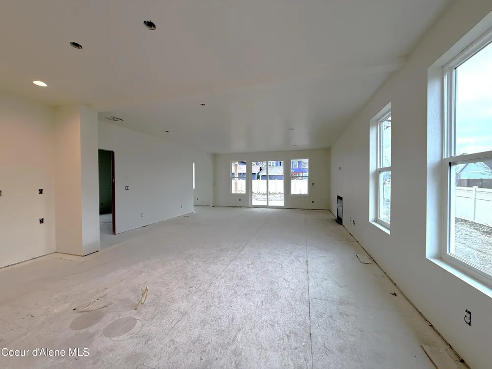 6760 W Portrush Drive Rathdrum, ID 83858