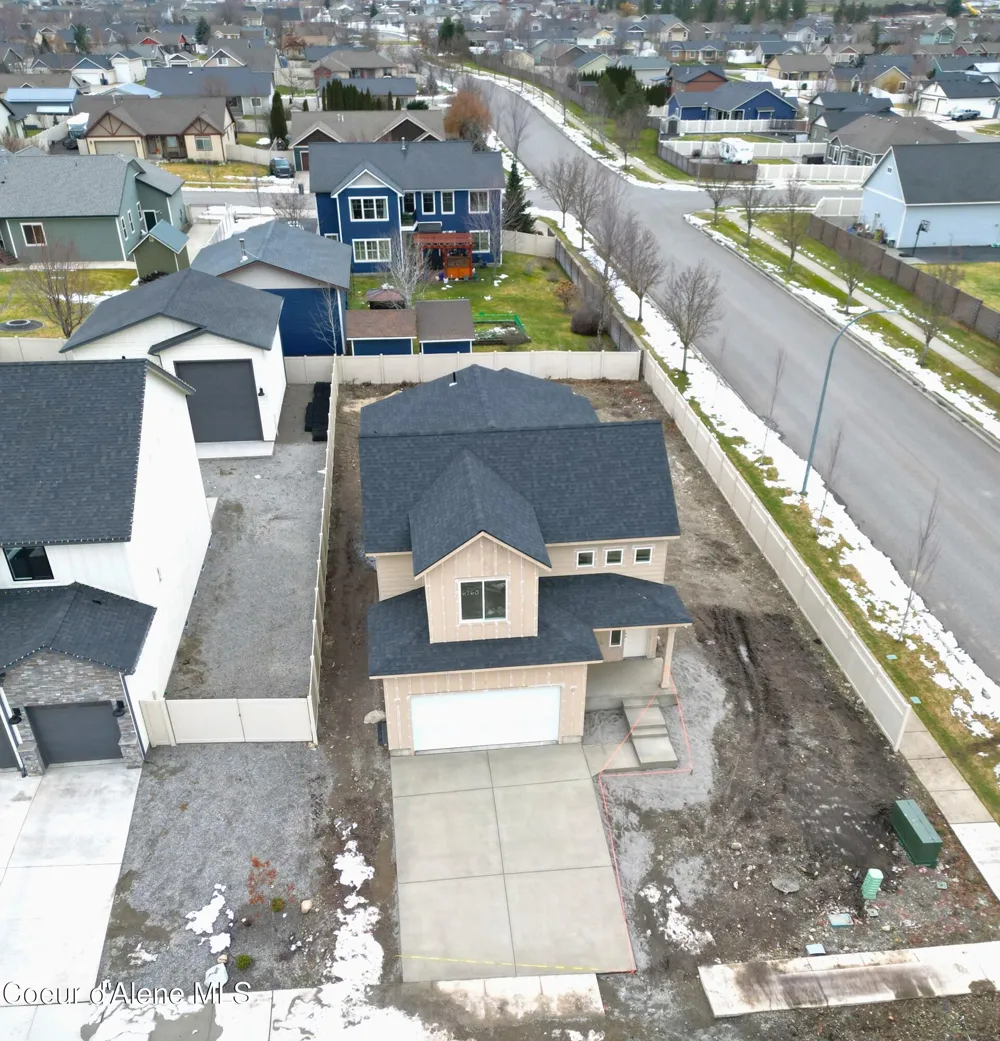 6760 W Portrush Drive Rathdrum, ID 83858
