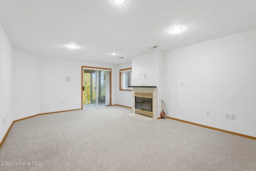 5202 Hutton View Lane Spokane, WA 99212