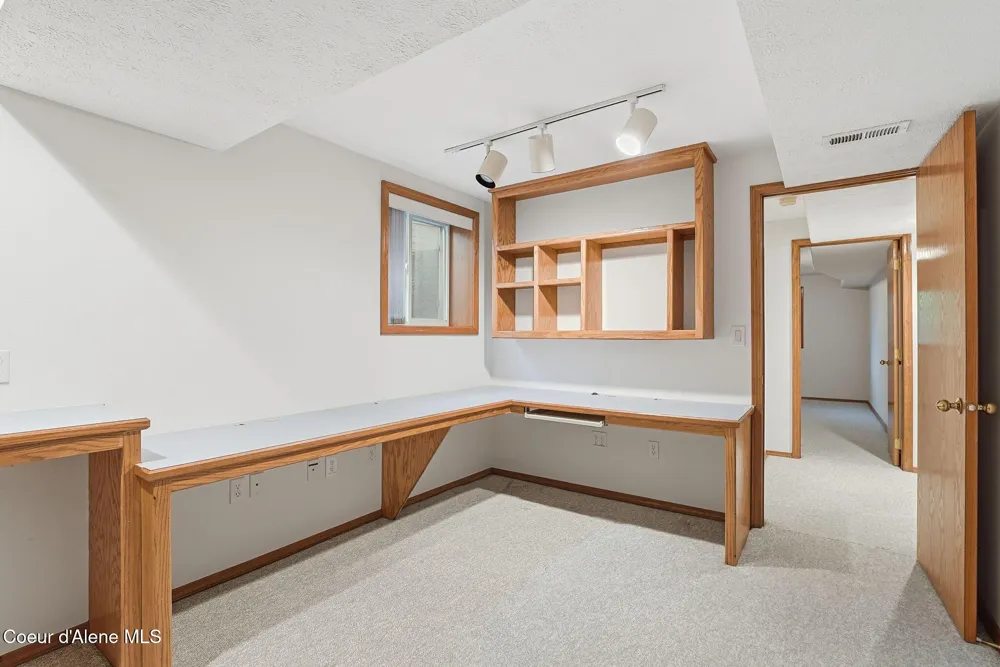 5202 Hutton View Lane Spokane, WA 99212