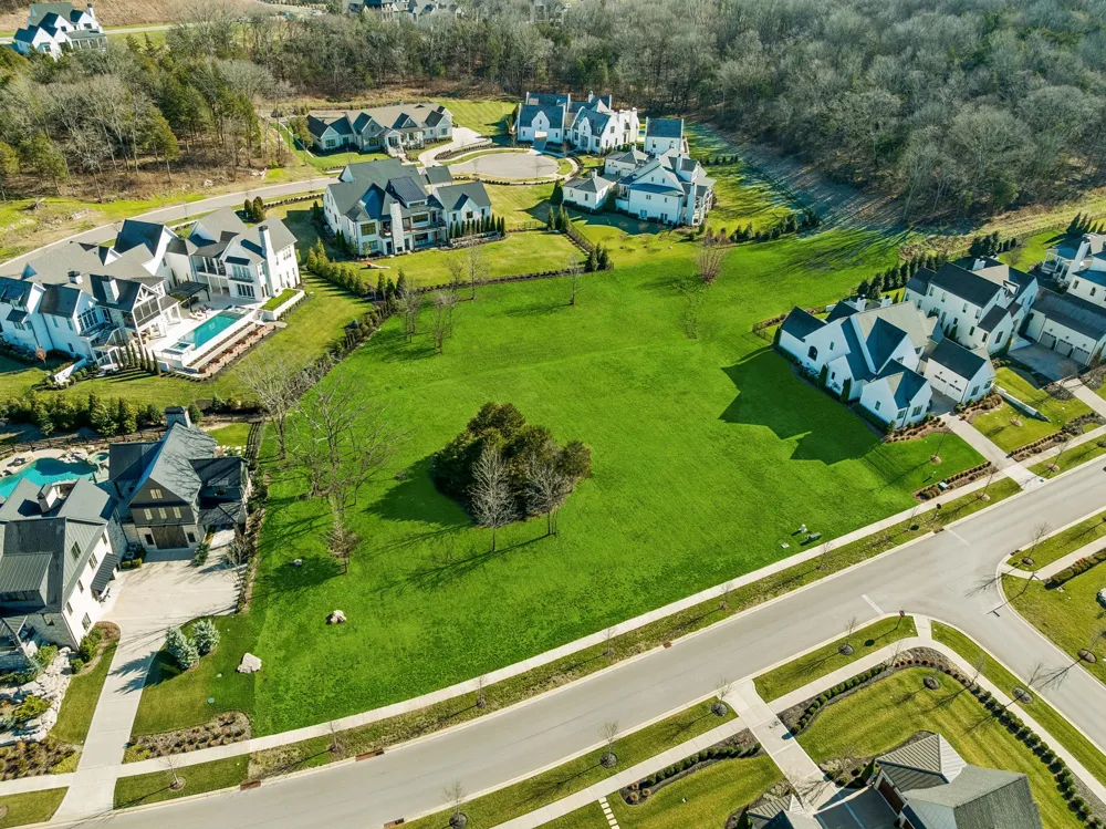 8159 Heirloom Blvd College Grove, TN 37046