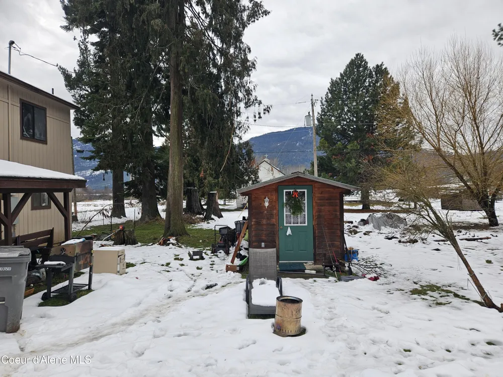 318 E 3rd Avenue Clark Fork, ID 83811