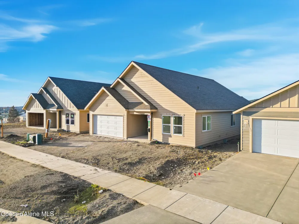 3596 Blaze Loop Post Falls, ID 83854
