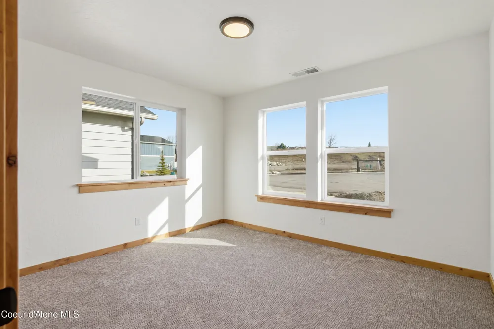 3596 Blaze Loop Post Falls, ID 83854