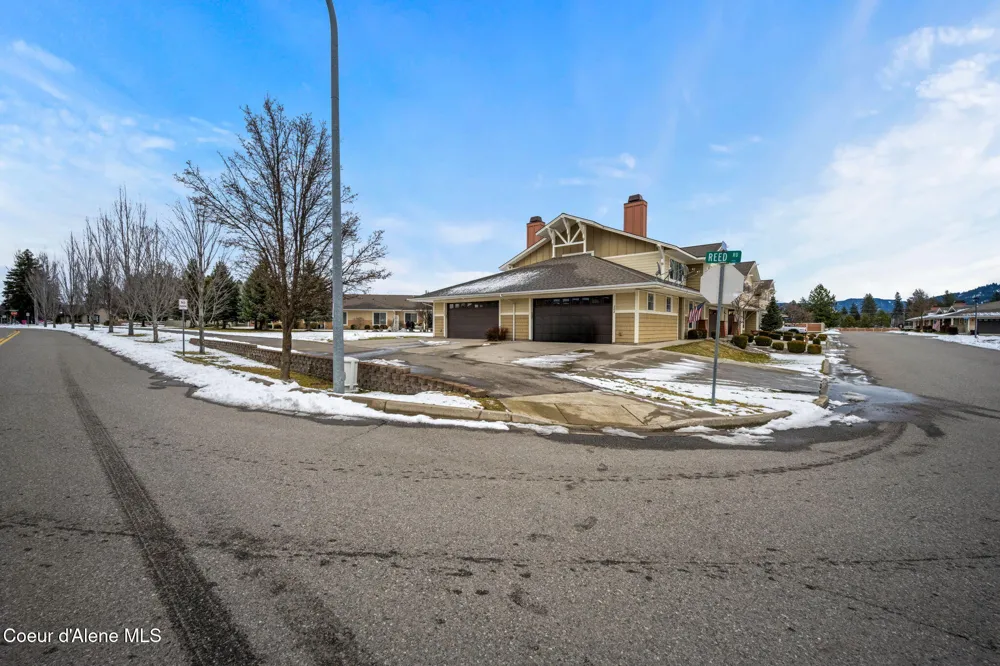 755 Icefall Drive #203 Hayden, ID 83835