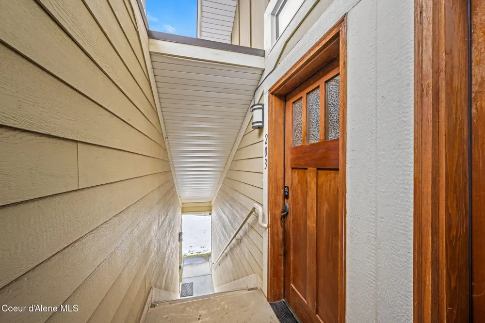 755 Icefall Drive #203 Hayden, ID 83835