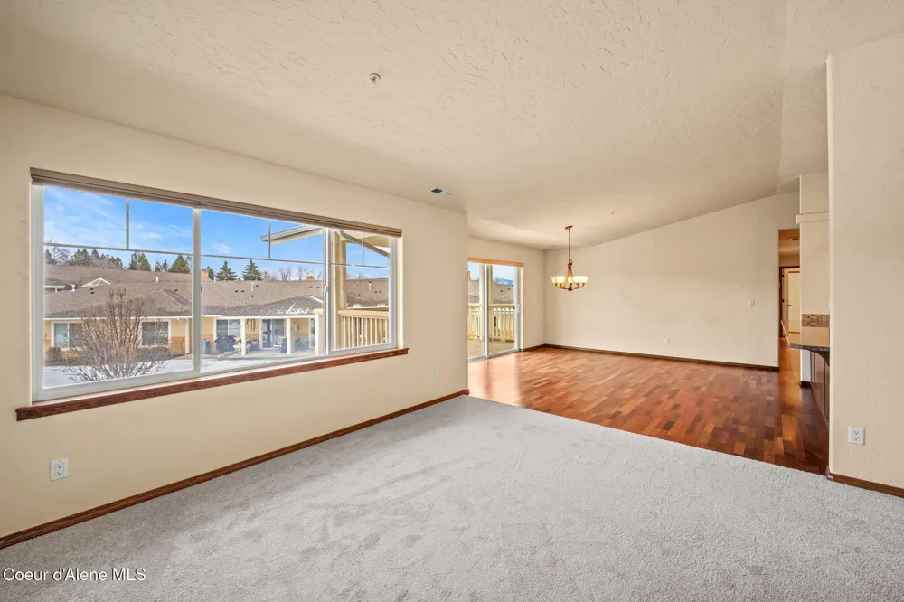 755 Icefall Drive #203 Hayden, ID 83835