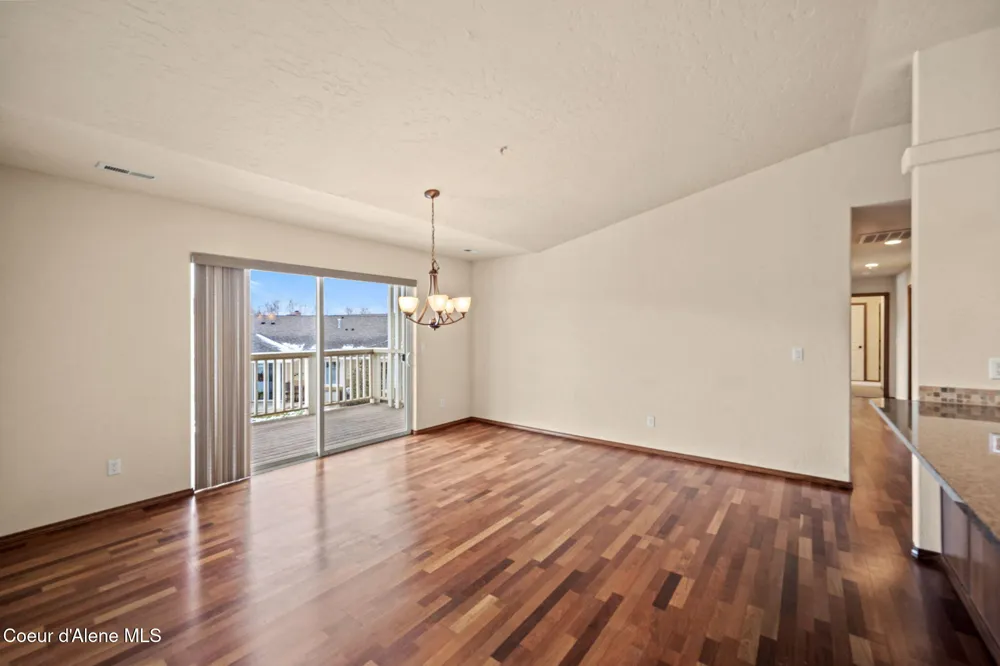 755 Icefall Drive #203 Hayden, ID 83835
