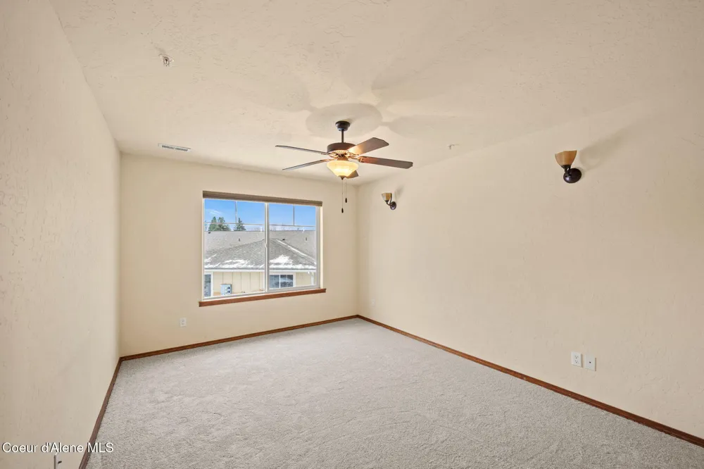 755 Icefall Drive #203 Hayden, ID 83835