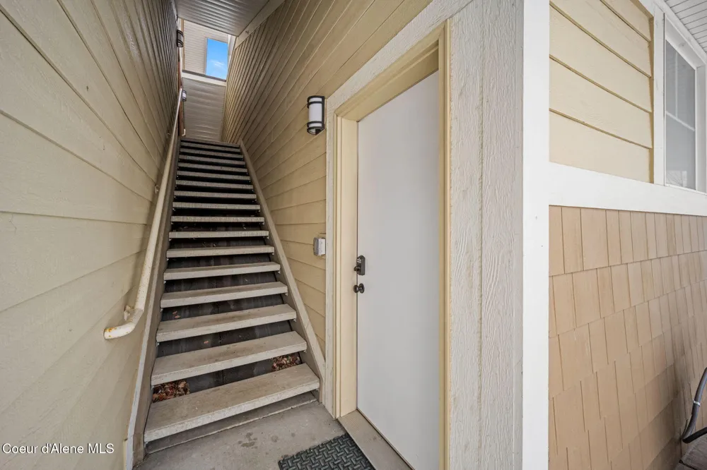 755 Icefall Drive #203 Hayden, ID 83835