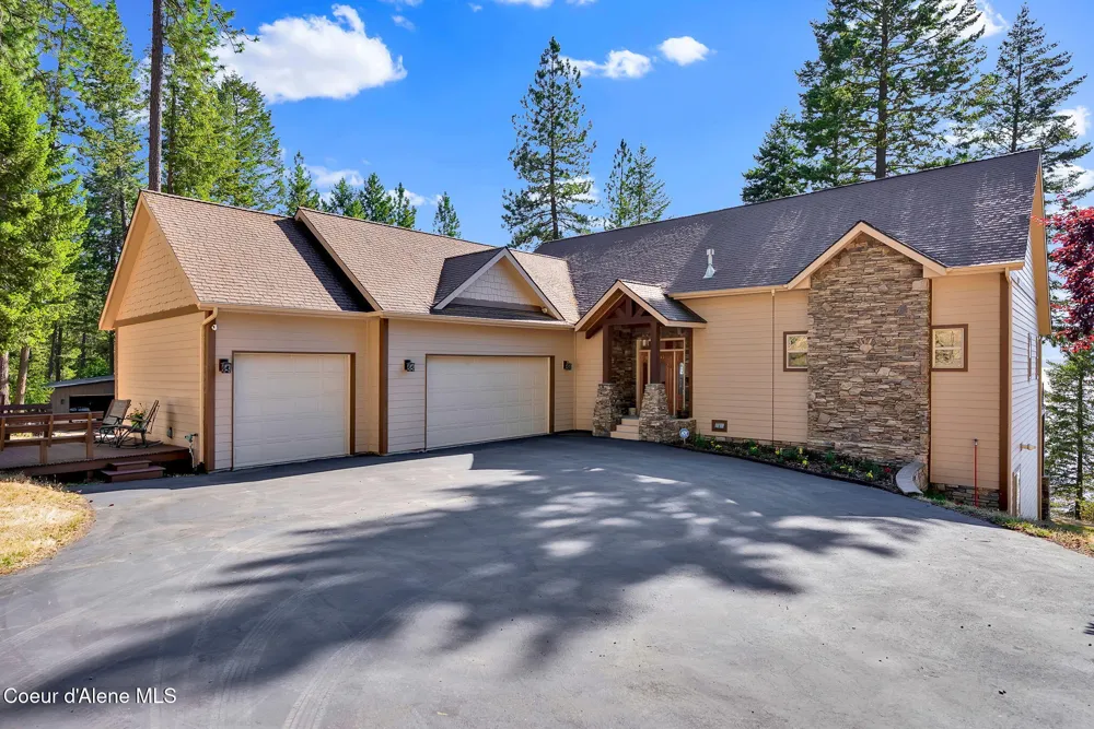 7404 S PANORAMA VIEW DRIVE Harrison, ID 83833