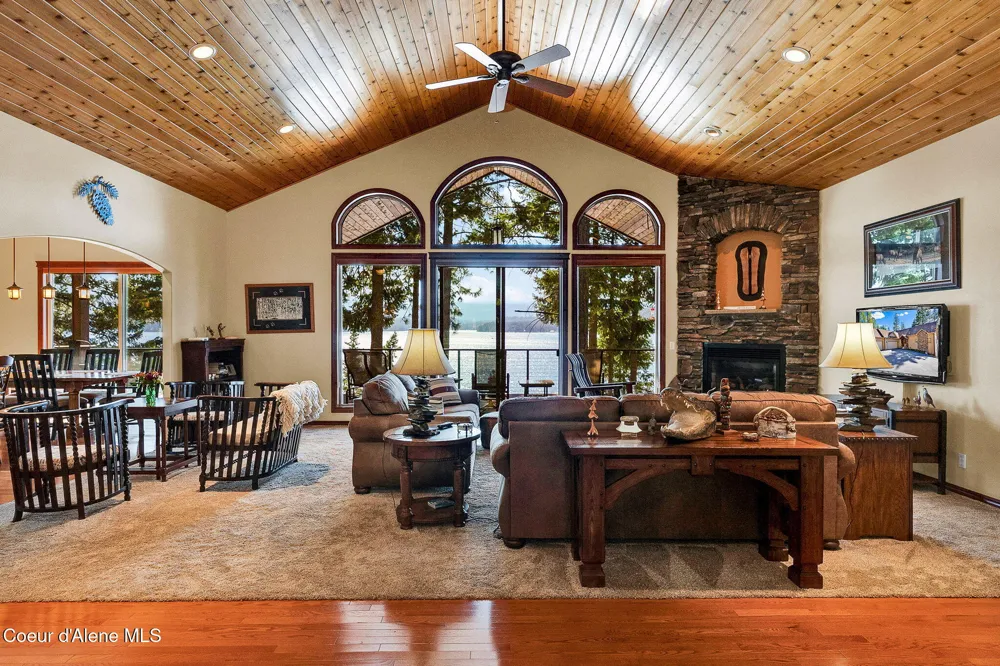 7404 S PANORAMA VIEW DRIVE Harrison, ID 83833