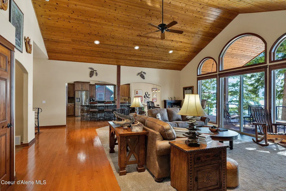 7404 S PANORAMA VIEW DRIVE Harrison, ID 83833