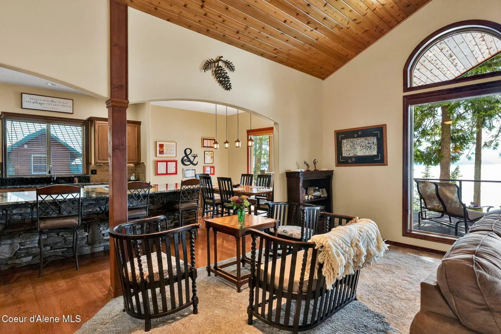 7404 S PANORAMA VIEW DRIVE Harrison, ID 83833