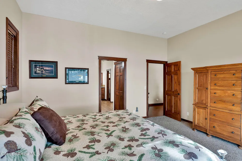 7404 S PANORAMA VIEW DRIVE Harrison, ID 83833