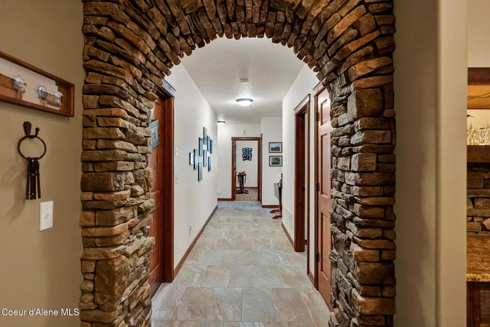 7404 S PANORAMA VIEW DRIVE Harrison, ID 83833