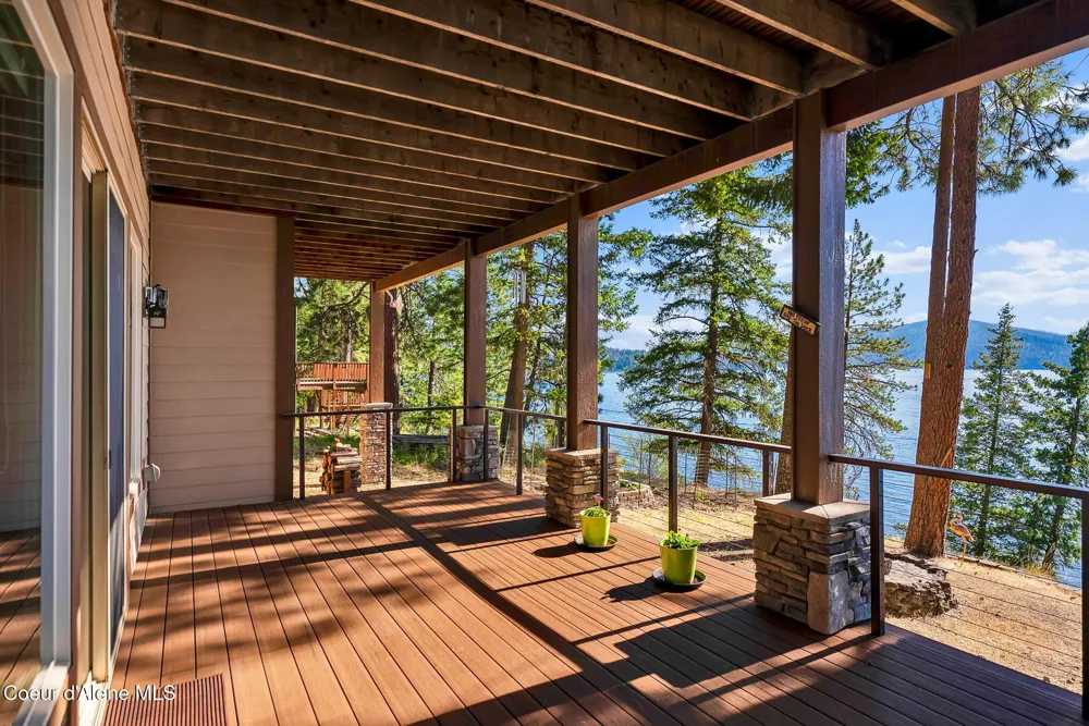 7404 S PANORAMA VIEW DRIVE Harrison, ID 83833