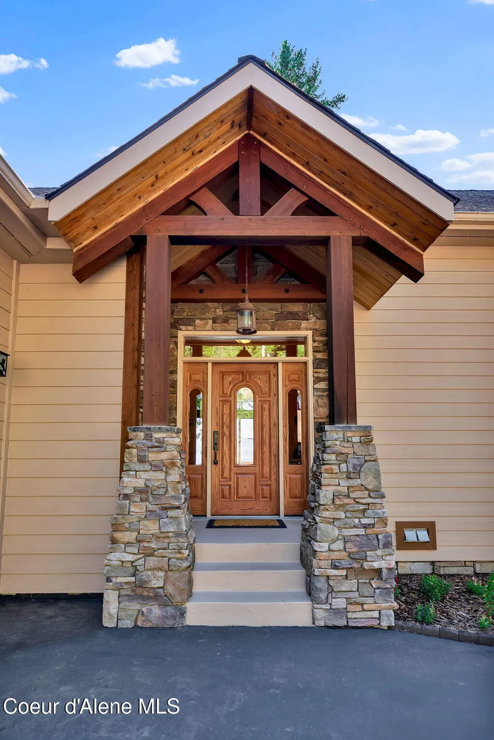 7404 S PANORAMA VIEW DRIVE Harrison, ID 83833