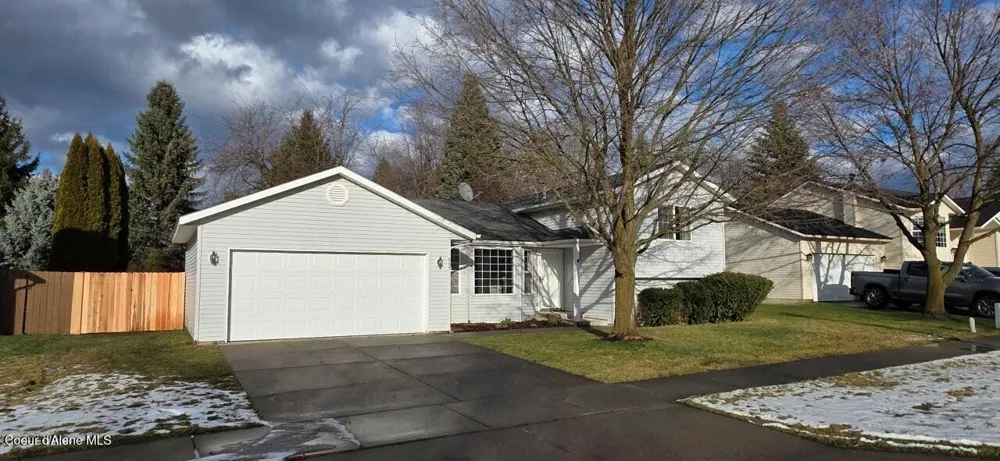 869 W Mustang Avenue Hayden, ID 83835