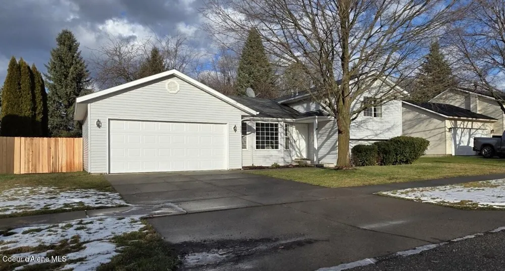 869 W Mustang Avenue Hayden, ID 83835