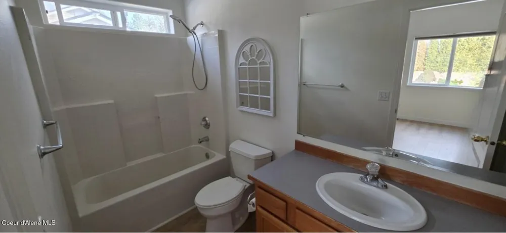 869 W Mustang Avenue Hayden, ID 83835
