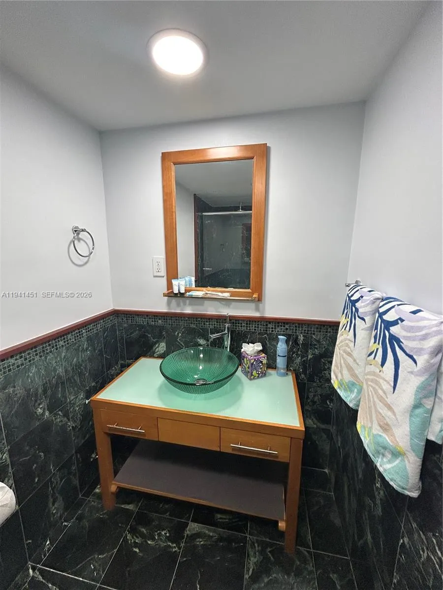 4001 S Ocean Dr #PH11 Hollywood, FL 33019