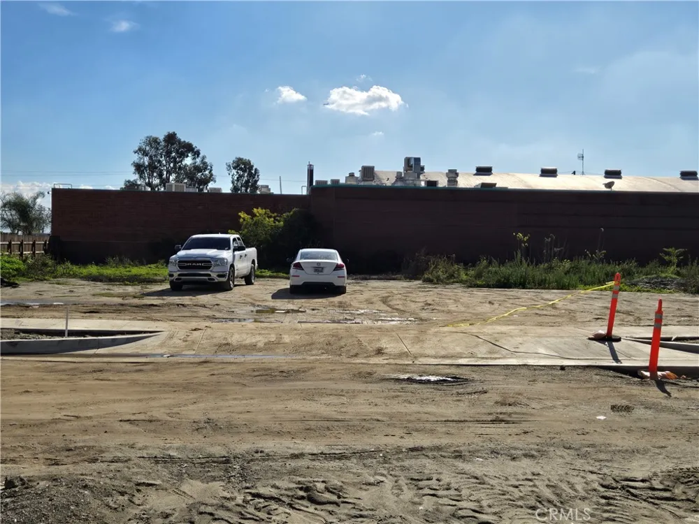 744 E Holt Ontario, CA 91761