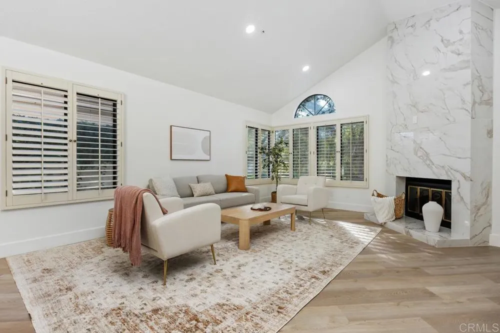2533 Holly Valley Drive Vista, CA 92084