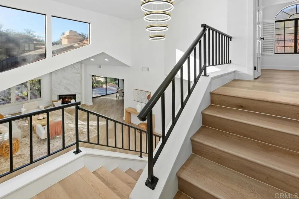 2533 Holly Valley Drive Vista, CA 92084