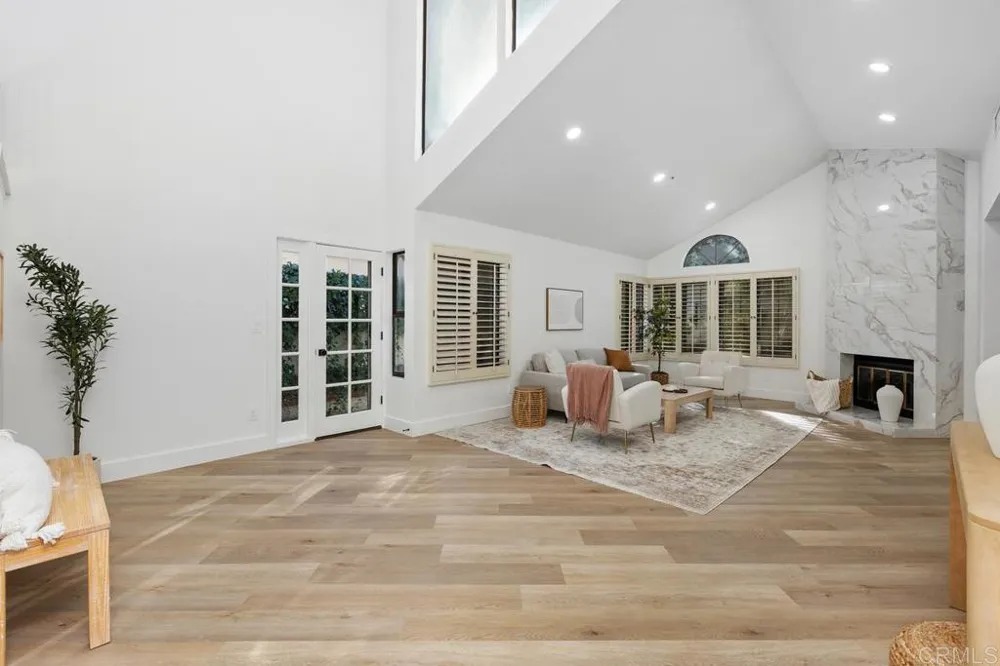 2533 Holly Valley Drive Vista, CA 92084